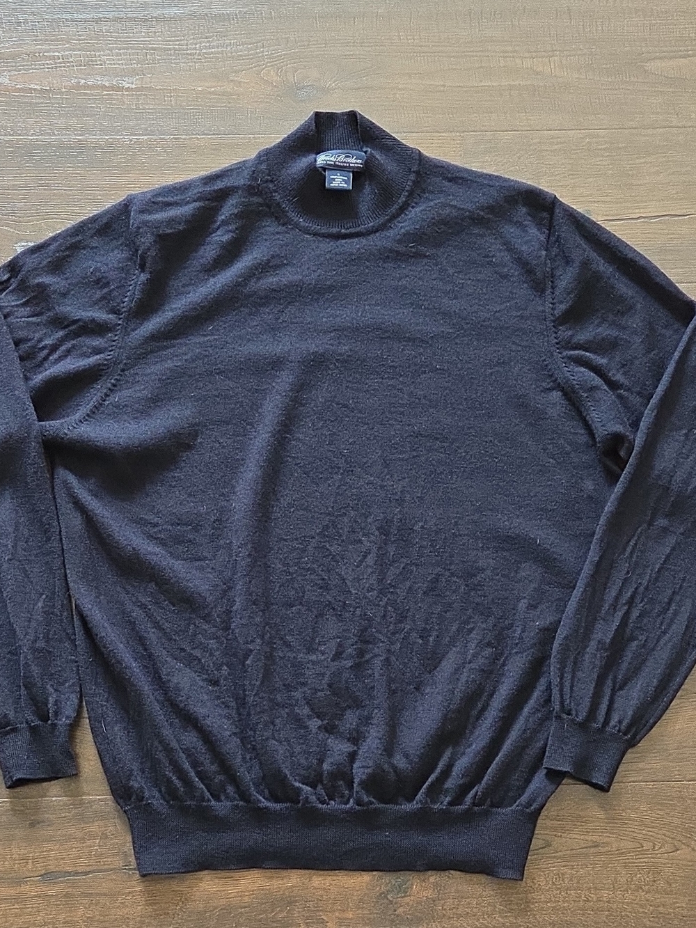 Brooks Brothers Navy Men’s Turtleneck Sweater